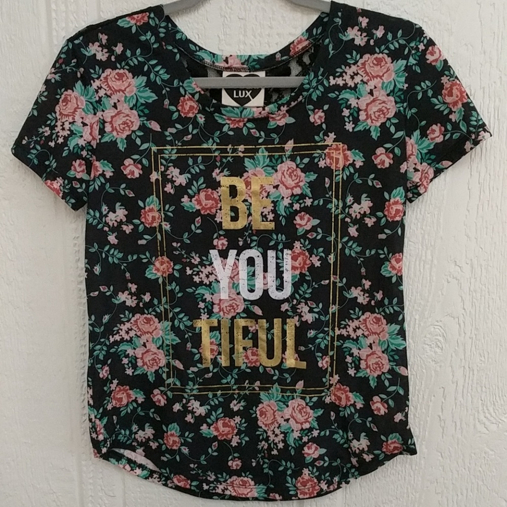 Graphic Tee Floral and Lace size XS